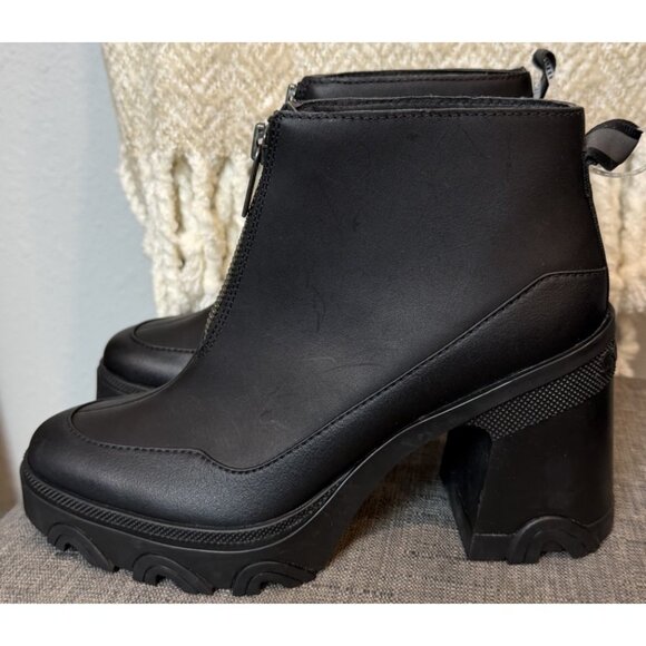 Woman's Size 8.5 Boots SOREL Brex Heel Zip black Leather Lug Sole - Picture 4 of 15